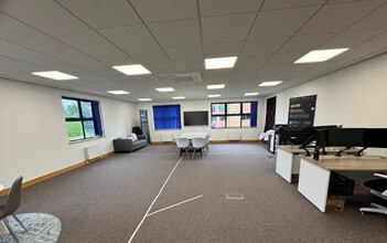 1-4 Kettering Pky, Kettering en alquiler Foto del interior- Imagen 2 de 3
