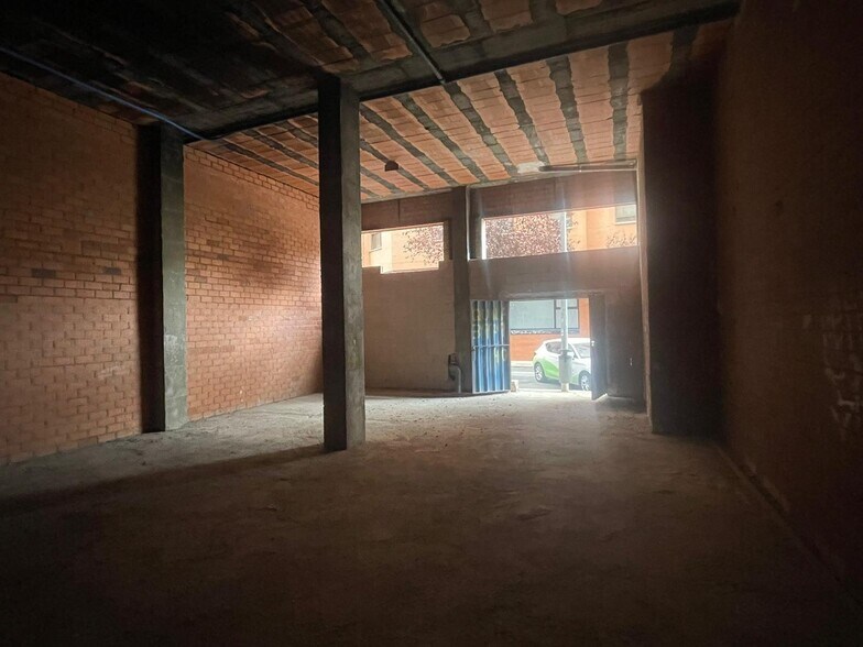 Local en Cáceres en alquiler - Foto del edificio - Imagen 1 de 2