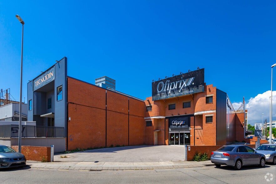 Carrer del Mercuri, 4, Cornellà de Llobregat, Barcelona en venta - Foto del edificio - Imagen 2 de 3