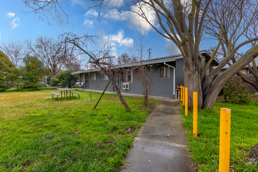 661 Walnut St, West Sacramento, CA en venta - Foto del edificio - Imagen 3 de 11