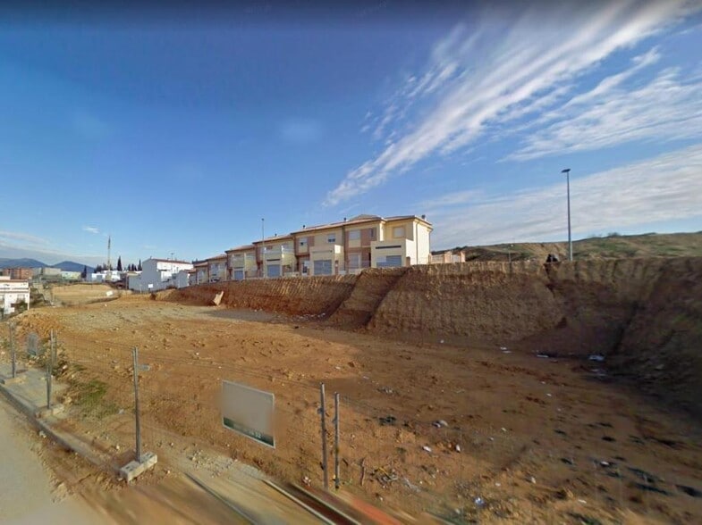 Calle Carril de las Eras, 34, Pinos Puente, Granada en venta - Foto de la construcción - Imagen 2 de 6