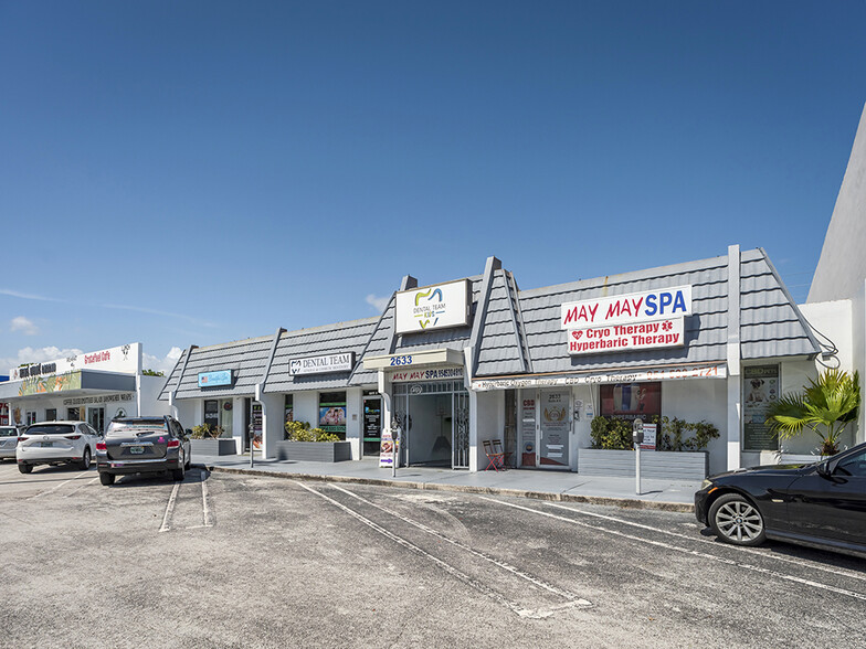 2633 E Commercial Blvd, Fort Lauderdale, FL en alquiler - Foto principal - Imagen 1 de 10