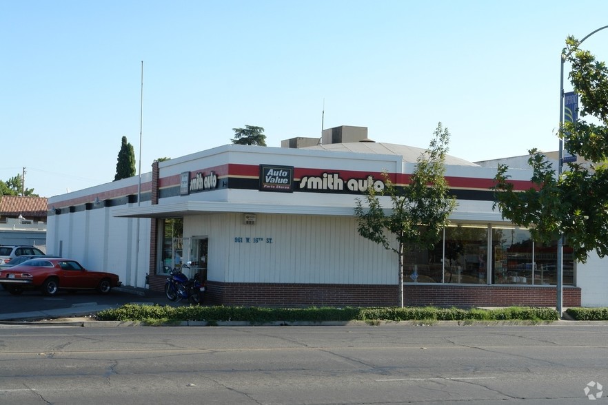 961 W 16th St, Merced, CA en venta - Foto del edificio - Imagen 3 de 10