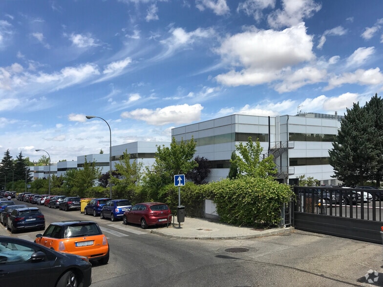 Calle de Ochandiano, 8, Madrid, Madrid en venta - Foto principal - Imagen 1 de 1