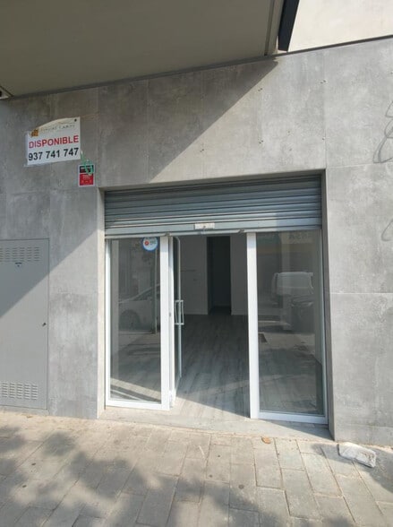 Local en Martorell, Barcelona en alquiler - Foto del edificio - Imagen 3 de 3