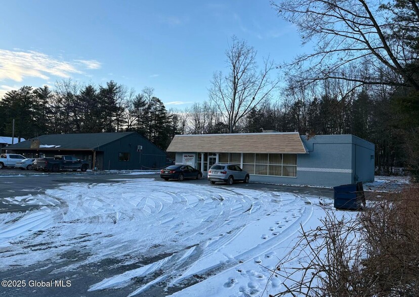 426 Geyser Rd, Ballston Spa, NY en venta - Foto del edificio - Imagen 2 de 25