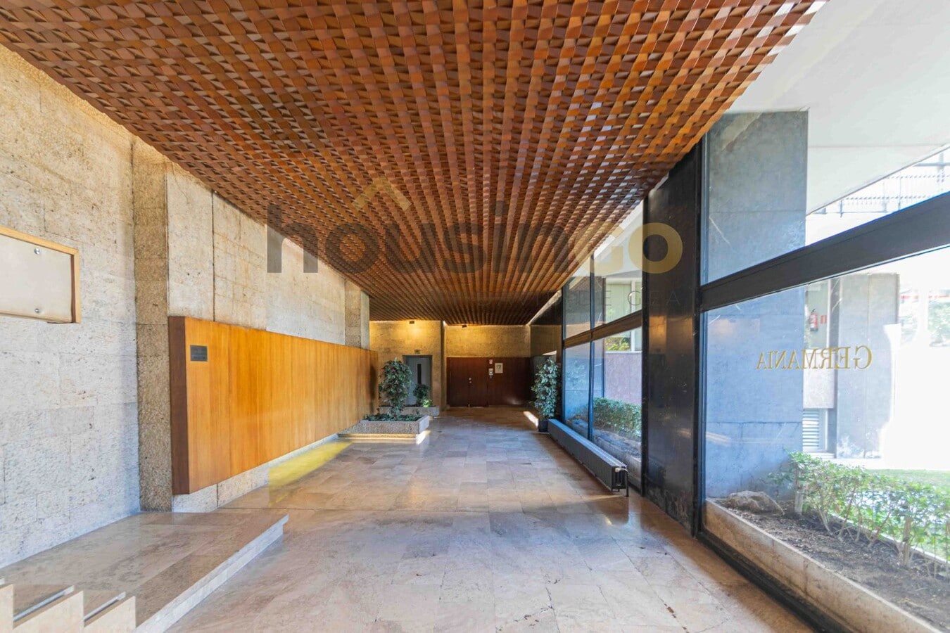 Madrid, MAD 28003 - Unidad Duplex -  - Foto del interior - Image 1 of 11