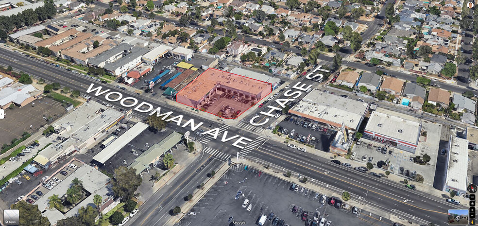 8700 Woodman Ave, Pacoima, CA en alquiler - Vista aérea - Imagen 2 de 3