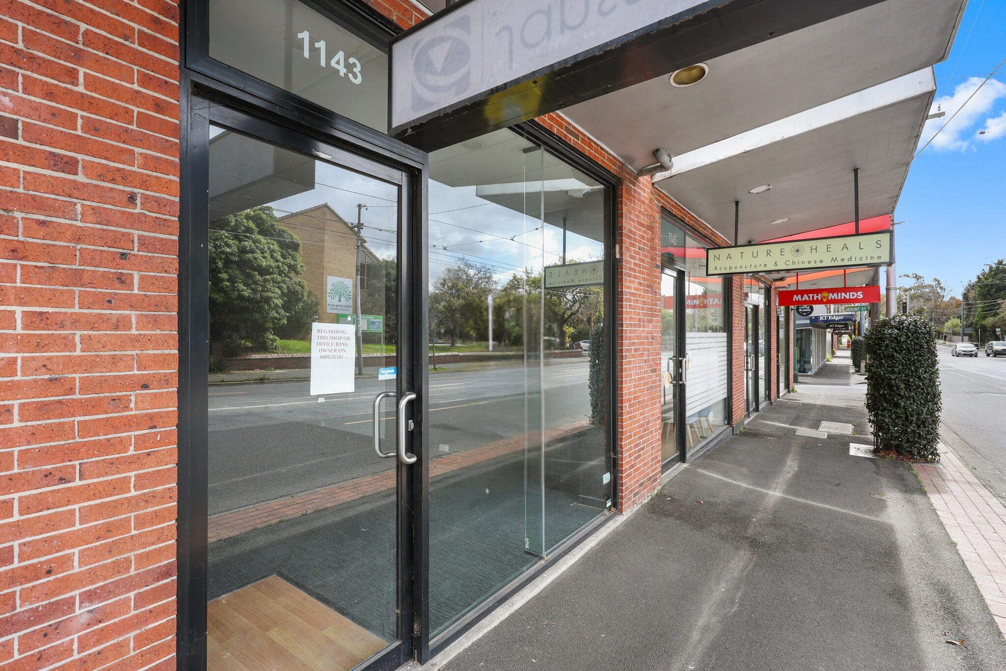 1143 Burke Rd, Kew en venta Foto principal- Imagen 1 de 4