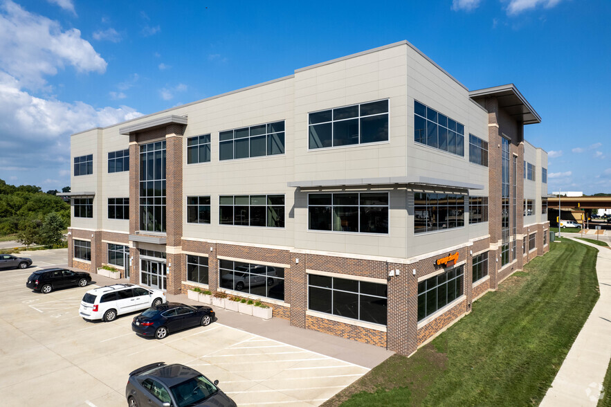 5400 King James Way, Fitchburg, WI en alquiler - Foto del edificio - Imagen 1 de 11