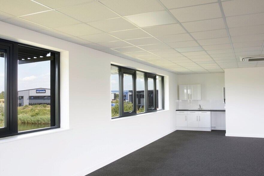 3A Kingston Park, Peterborough en alquiler - Foto del edificio - Imagen 3 de 7