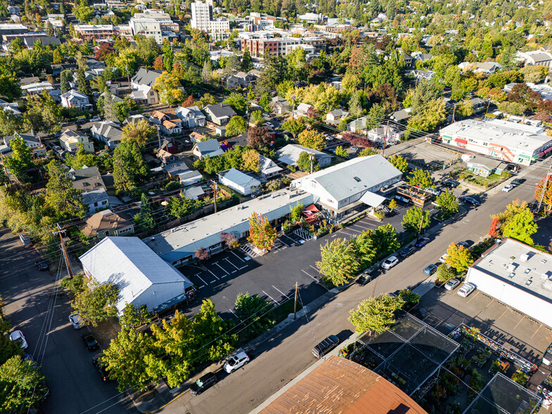 340 A St, Ashland, OR en alquiler - Foto del edificio - Imagen 2 de 34