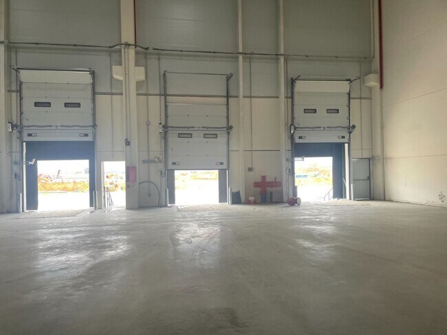 Más detalles de Nave en alquiler