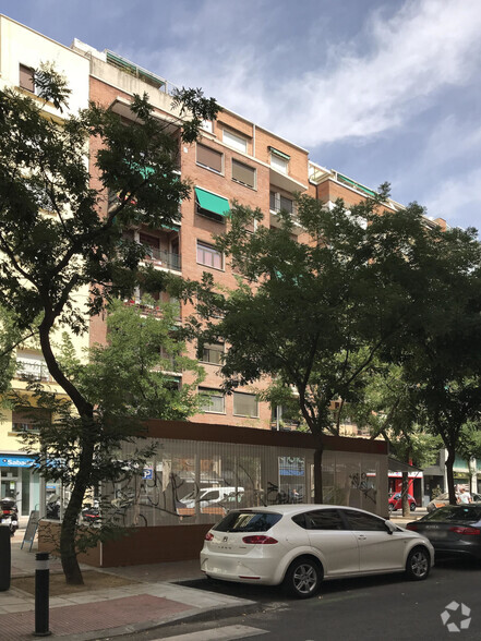 Edificios residenciales en Madrid, MAD en venta - Foto del edificio - Imagen 2 de 2