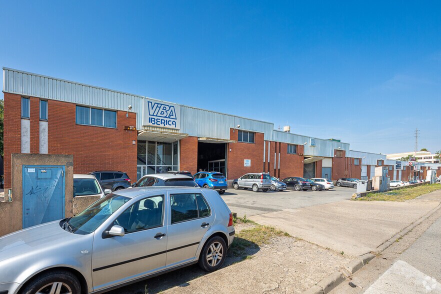 Nave en Santa Perpètua de Mogoda, Barcelona en alquiler - Foto del edificio - Imagen 2 de 2