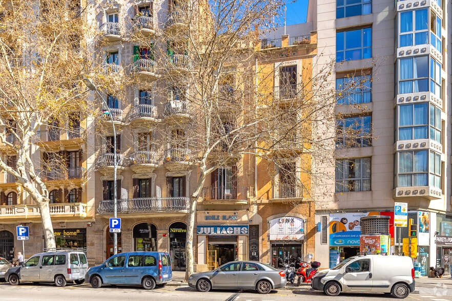 Local en Barcelona, Barcelona en venta - Foto principal - Imagen 1 de 2