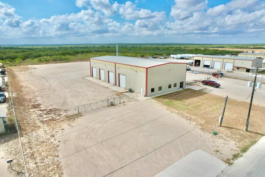 4844 CR 430, Pleasanton, TX en alquiler - Foto del edificio - Imagen 1 de 16