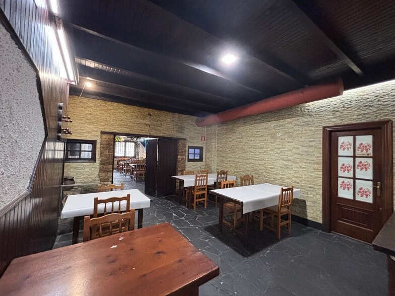 Local en A Coruña, La Coruna en venta - Foto del interior - Imagen 2 de 19