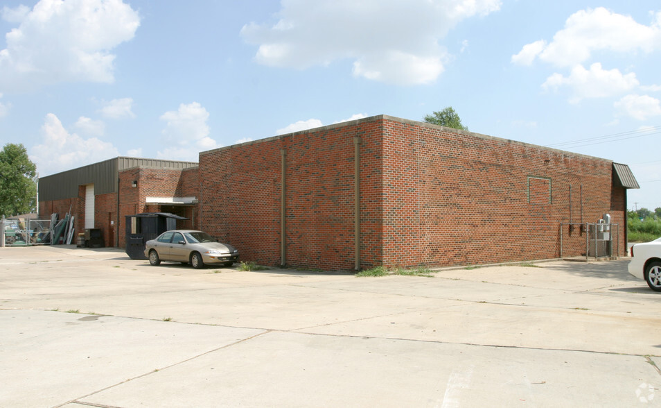 3701 SW 29th St, Oklahoma City, OK en alquiler - Foto del edificio - Imagen 3 de 4