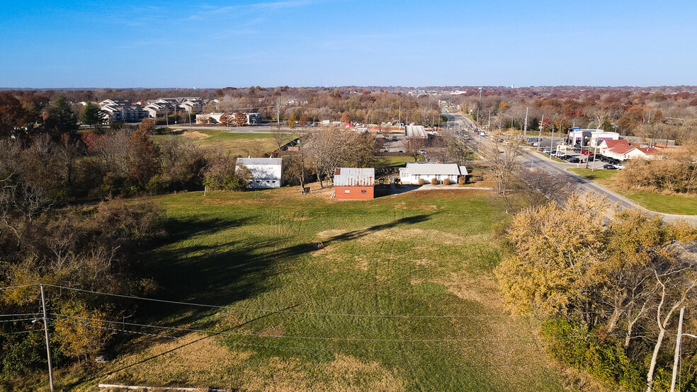 16523 E US 40 Hwy, Independence, MO en venta - Foto del edificio - Imagen 2 de 10