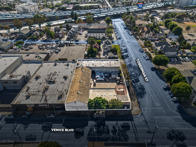 944 Venice Blvd, Los Angeles, CA en alquiler - Foto del edificio - Imagen 3 de 13