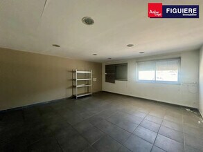 705 Avenue De L'Europe, Saint-Cannat en alquiler Foto del edificio- Imagen 2 de 2