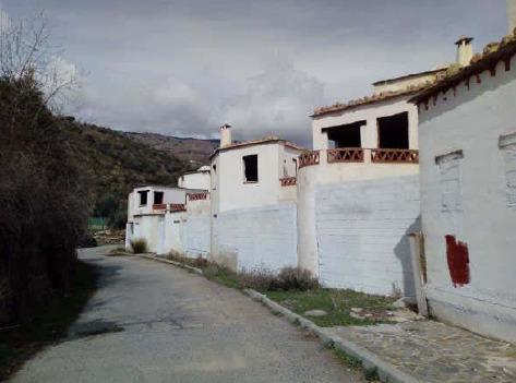 Edificio residencial en Alpujarra de la Sierra, Granada en venta - Foto del edificio - Imagen 3 de 6