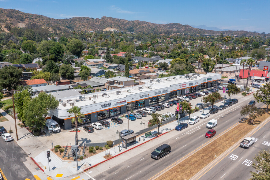 1731-1759 Colorado Blvd, Los Angeles, CA en alquiler - Vista aérea - Imagen 2 de 13