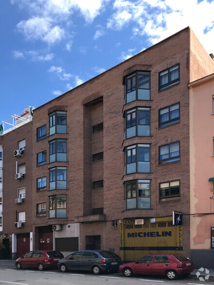 Calle Del Arroyo Bueno, 23, Madrid, Madrid en venta - Foto del edificio - Imagen 2 de 2