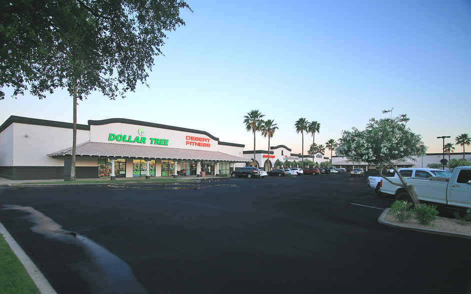 1927 N Gilbert Rd, Mesa, AZ en alquiler - Foto del edificio - Imagen 1 de 14