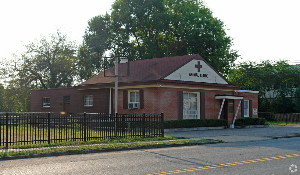 2105 Princess Anne St, Fredericksburg, VA en alquiler - Foto del edificio - Imagen 3 de 4