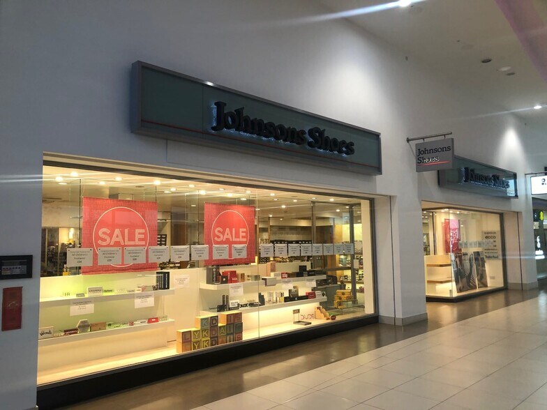 28-28a High St, Walton On Thames en alquiler - Foto del edificio - Imagen 2 de 2