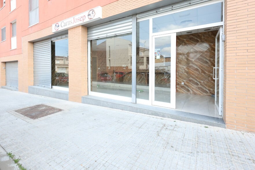 Local en Banyeres del Penedès, Tarragona en alquiler - Foto del edificio - Imagen 1 de 4
