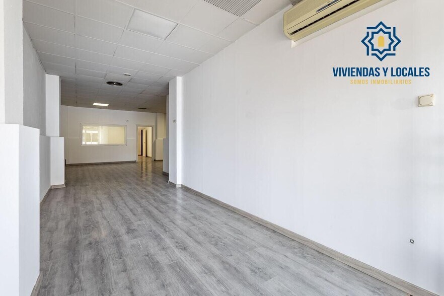Local en Maracena en venta - Foto del interior - Imagen 2 de 10