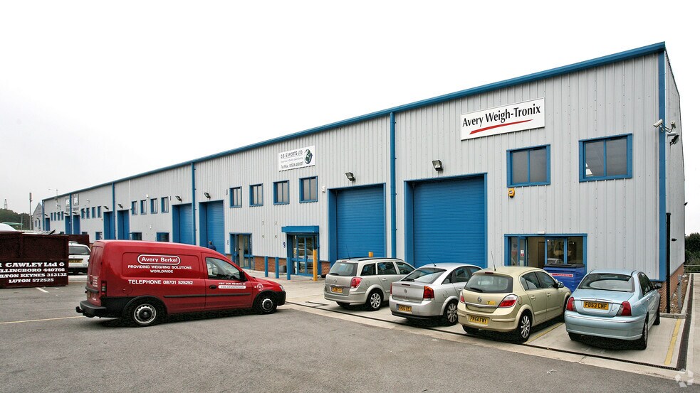 Orion Way, Kettering en alquiler - Foto del edificio - Imagen 2 de 12