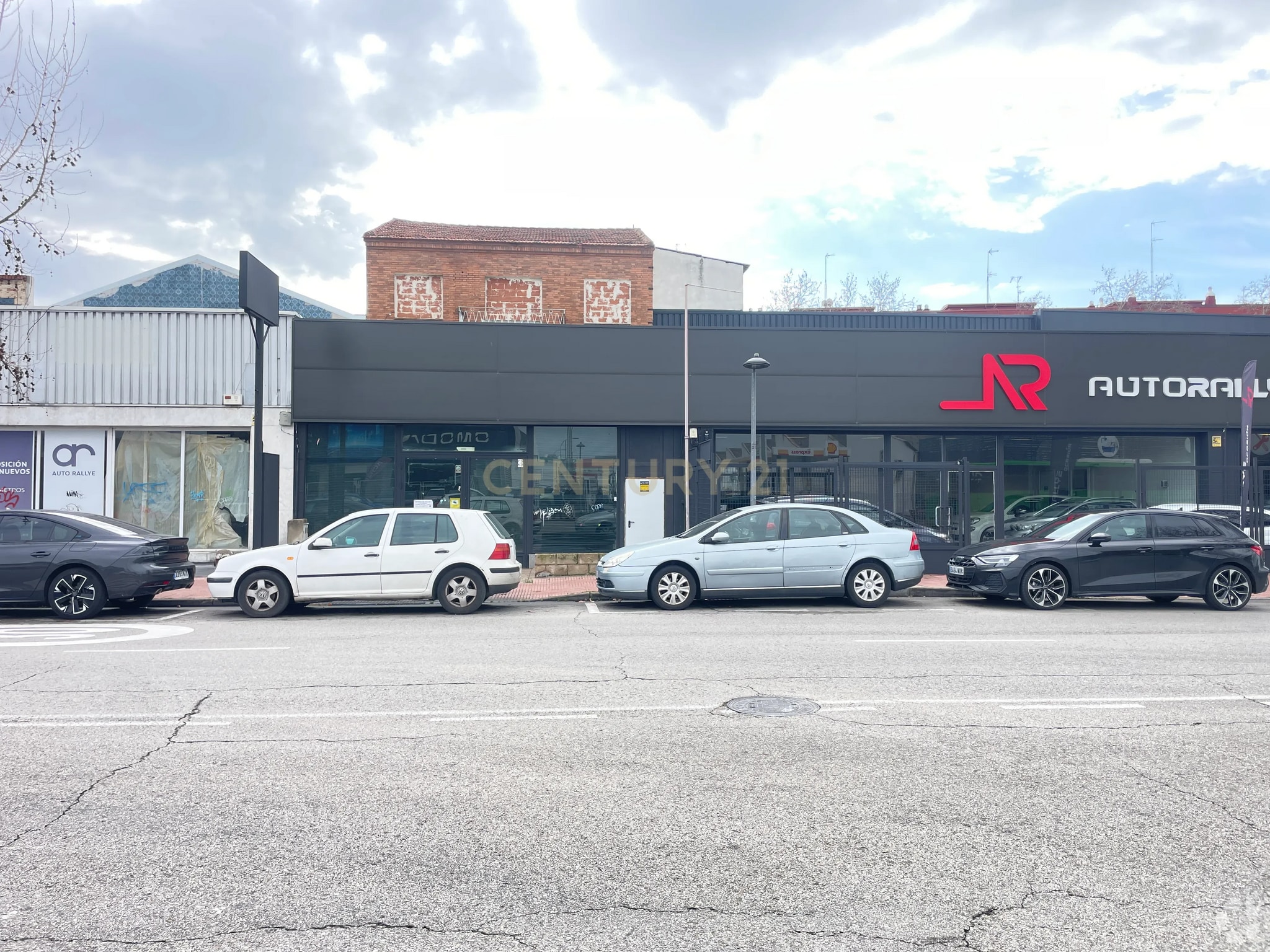 Nave en Alcalá de Henares, Madrid en venta Foto del edificio- Imagen 1 de 8