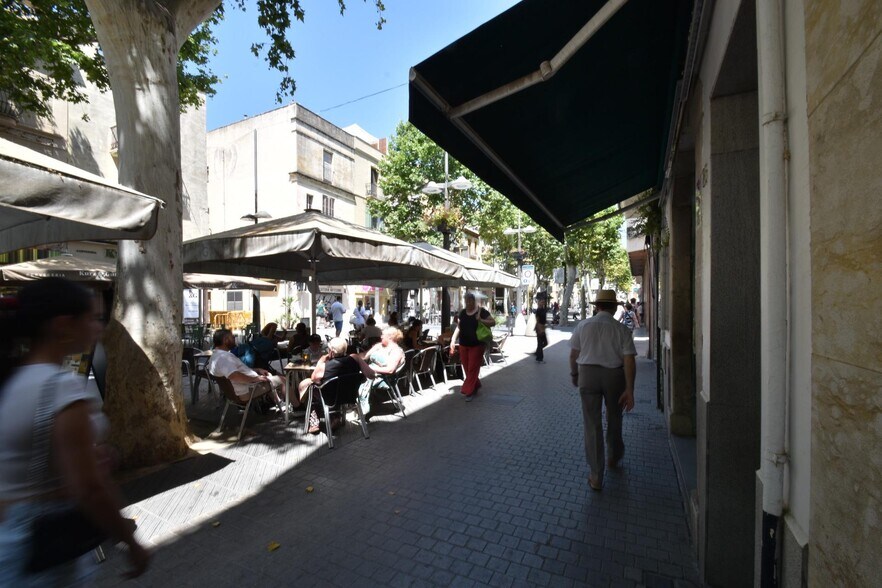 Local en Vilanova i la Geltrú, Barcelona en alquiler - Foto del edificio - Imagen 2 de 3