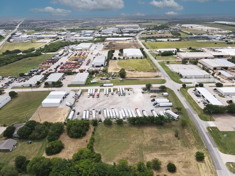 200 Industrial Blvd, Mansfield, TX en venta - Foto del edificio - Imagen 3 de 13