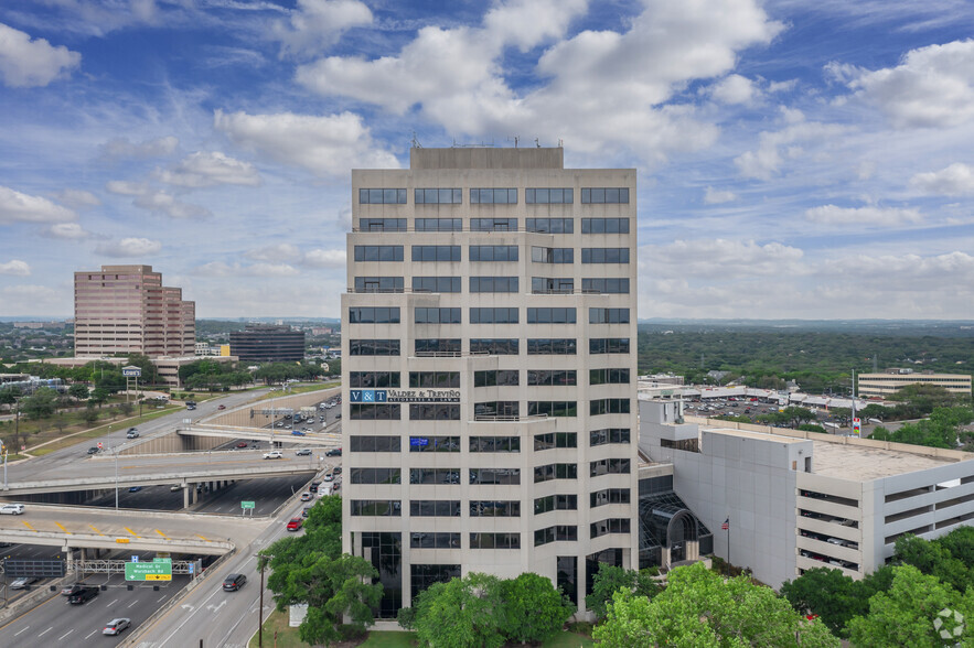 8023 Vantage Dr, San Antonio, TX en alquiler - Foto del edificio - Imagen 2 de 6