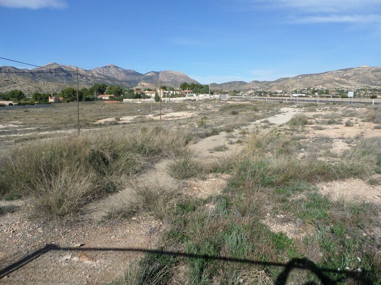 Terreno en Mutxamel, Alicante en venta - Foto del edificio - Imagen 3 de 11