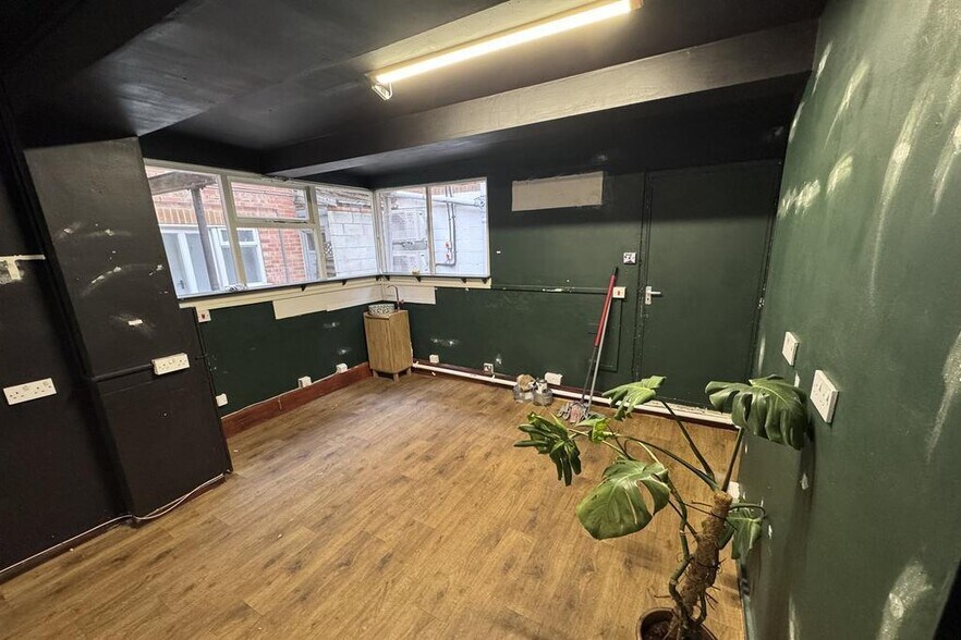 74-76 Wollaton Rd, Beeston en alquiler - Foto del edificio - Imagen 3 de 23