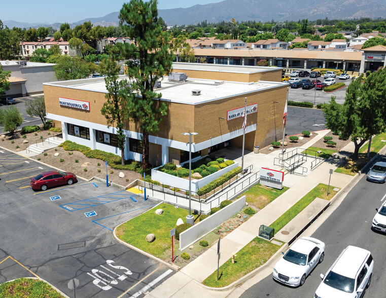 1211 W Foothill Blvd, Upland, CA en venta - Foto del edificio - Imagen 3 de 5