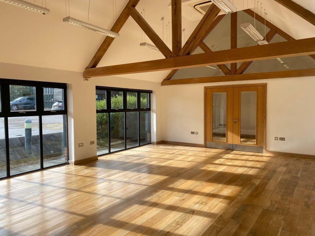 Old Ipswich Rd, Ardleigh, ESS CO7 7FX - Unidad 3 - - Foto del interior - Image 1 of 3