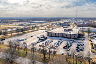 3253 E Chestnut Expy, Springfield, MO - VISTA AÉREA  vista de mapa