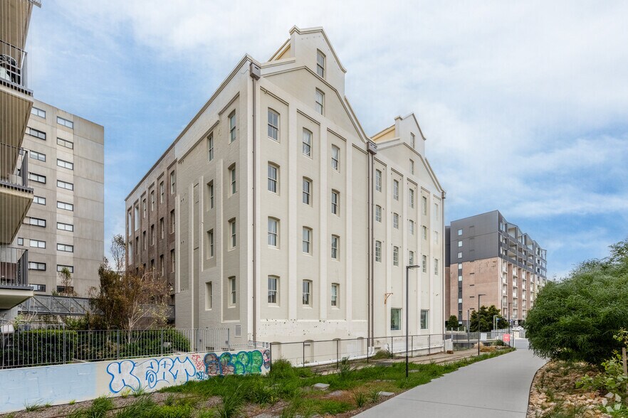 18 Flour Mill Way, Summer Hill Inner West en alquiler - Foto del edificio - Imagen 2 de 6