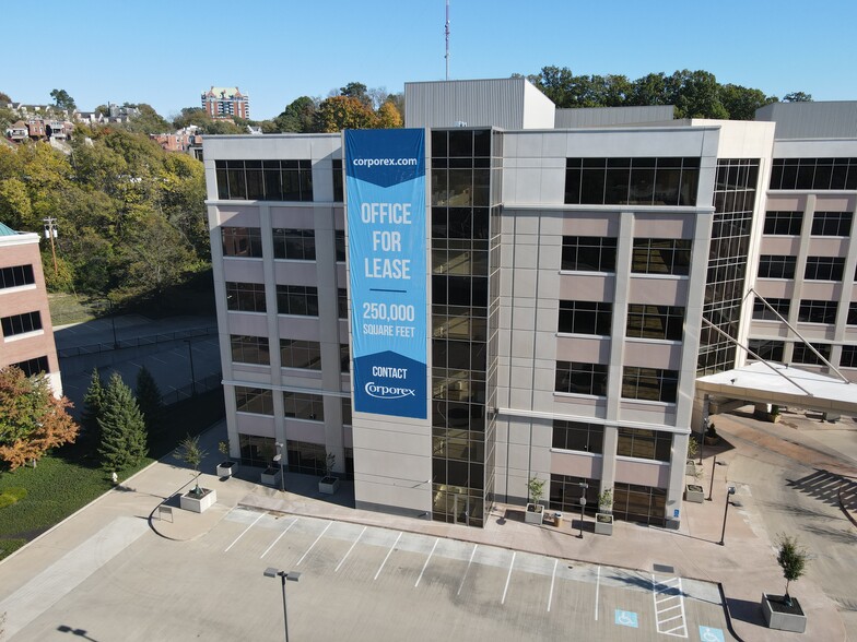 640 Eden Park Dr, Cincinnati, OH en alquiler - Foto del edificio - Imagen 3 de 13