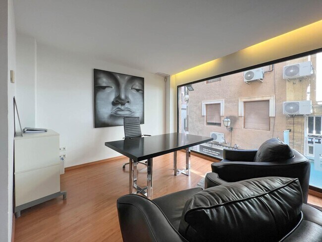 Más detalles de Alvado, 20, Elche - Oficina en venta