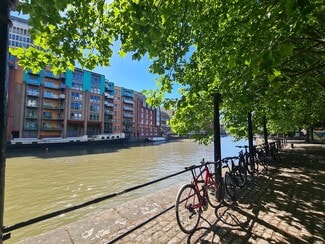 Más detalles de 9 Queen Sq, Bristol - Oficina en alquiler