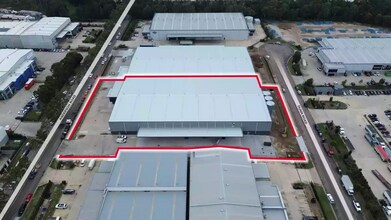 9-11 Dunn Rd, Smeaton Grange, NSW - Aérea  vista de mapa - Image1