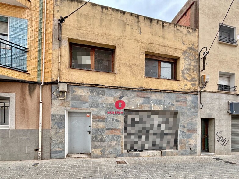 Local en Badalona, Barcelona en venta - Foto del edificio - Imagen 1 de 5